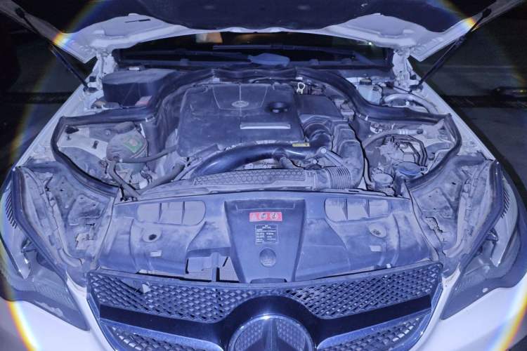 Used Mercedes-Benz E-Class 2016 E 200 Coupe Dynamic Edition Engine Bay