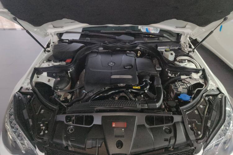 Used Mercedes-Benz E-Class 2016 E 260 Coupe Dynamic Edition Engine Bay