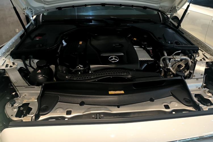 Used Mercedes-Benz E-Class 2016 E 300 L Sport Luxury Model Engine Bay
