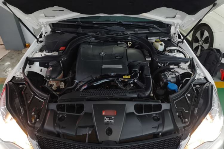 Used Mercedes-Benz E-Class 2016 E 200 Coupe Dynamic Edition Engine Bay