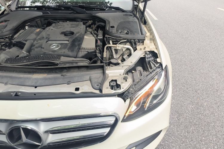Used Mercedes-Benz E-Class 2016 E 200 L Sport Edition Engine Bay Left