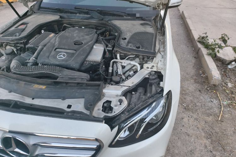 Used Mercedes-Benz E-Class 2016 E 200 L Sport Edition Engine Bay Left