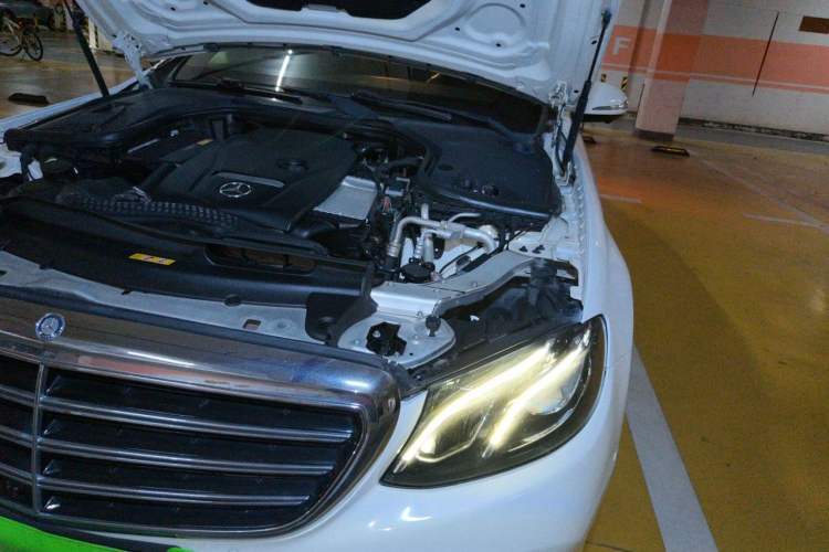 Used Mercedes-Benz E-Class 2016 E 300 L Luxury Model Engine Bay Left