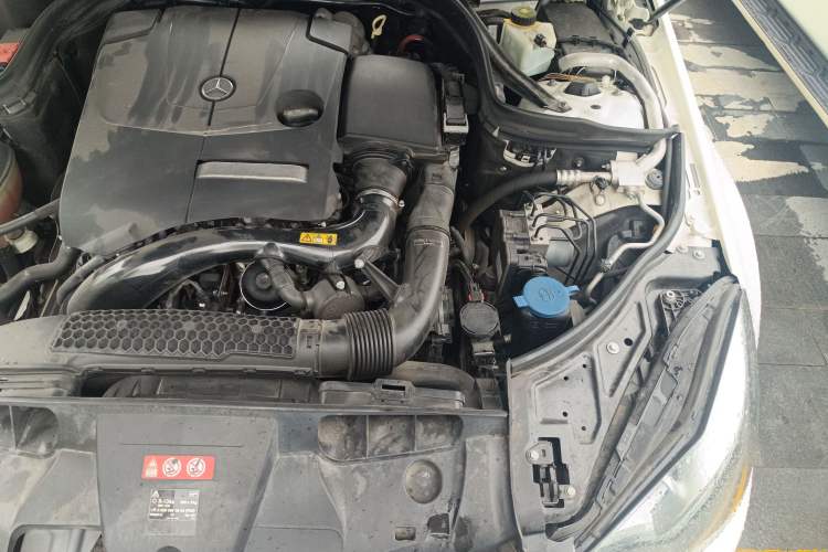 Used Mercedes-Benz E-Class 2016 E 200 Coupe Dynamic Edition Engine Bay Left