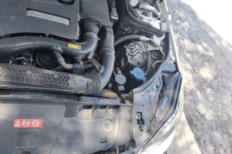 Used Mercedes-Benz E-Class 2016 E 260 Coupe Dynamic Edition Engine Bay Left