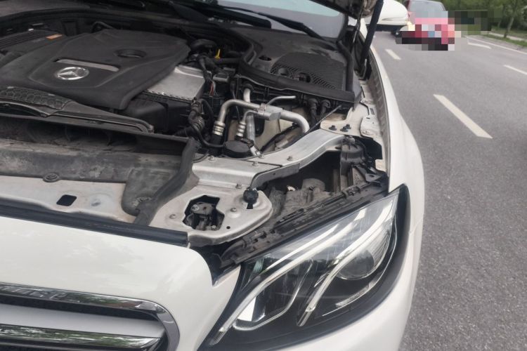 Used Mercedes-Benz E-Class 2016 E 300 L Sport Luxury Model Engine Bay Left