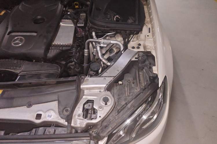 Used Mercedes-Benz E-Class 2016 E 300 L Luxury Model Engine Bay Left