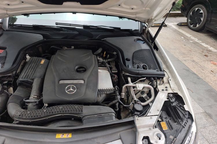 Used Mercedes-Benz E-Class 2016 E 200 L Sport Edition Engine Bay Left