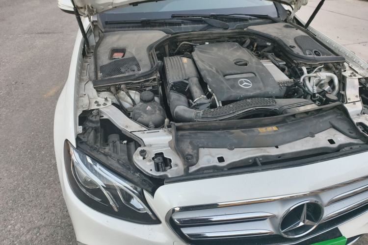 Used Mercedes-Benz E-Class 2016 E 200 L Sport Edition Engine Bay Right