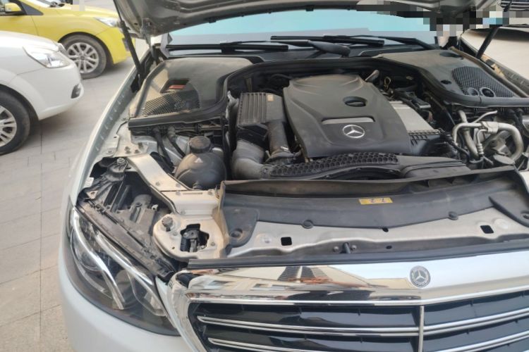 Used Mercedes-Benz E-Class 2016 E 200 L Sport Edition Engine Bay Right
