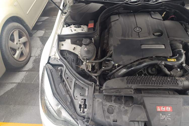 Used Mercedes-Benz E-Class 2016 E 200 Coupe Dynamic Edition Engine Bay Right