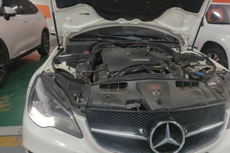 Used Mercedes-Benz E-Class 2016 E 200 Coupe Dynamic Edition Engine Bay Right