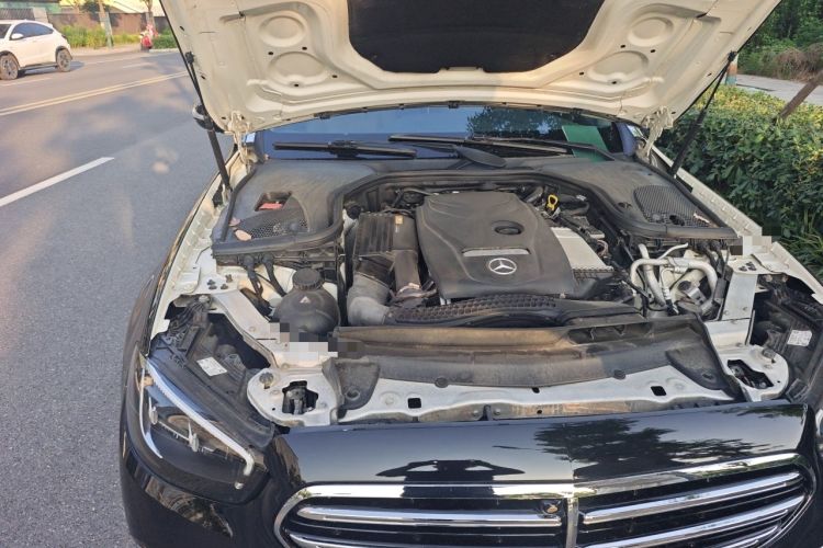 Used Mercedes-Benz E-Class 2016 E 200 L Sport Edition Engine Bay Right