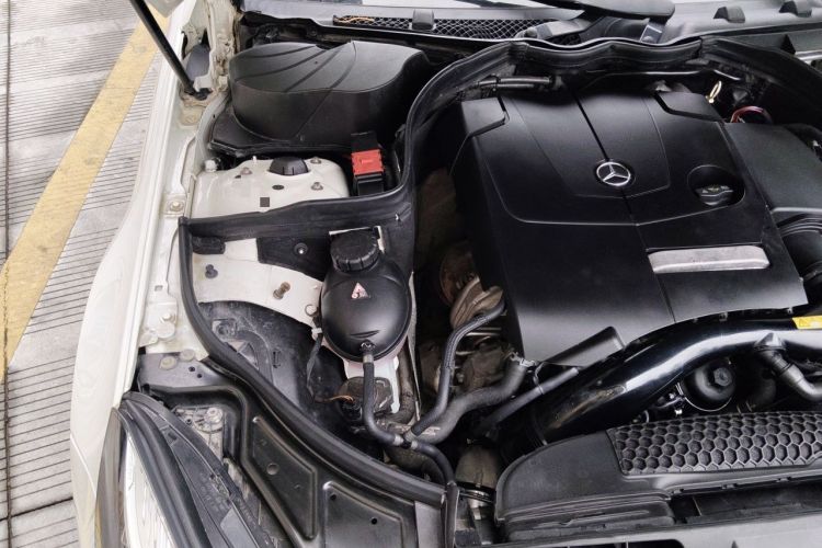 Used Mercedes-Benz E-Class 2016 E 200 Coupe Dynamic Edition Engine Bay Right
