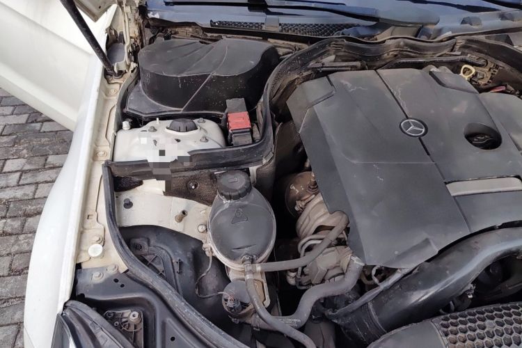 Used Mercedes-Benz E-Class 2016 E 200 Coupe Dynamic Edition Engine Bay Right