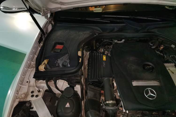 Used Mercedes-Benz E-Class 2016 E 200 L Sport Edition Engine Bay Right