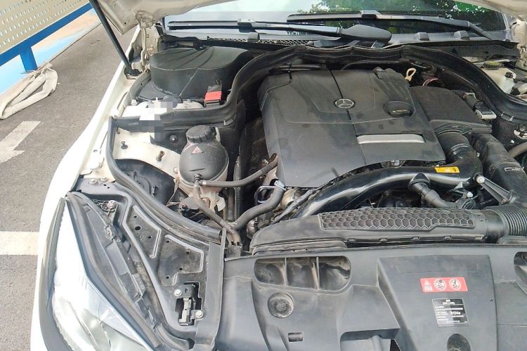 Used Mercedes-Benz E-Class 2016 E 200 Coupe Dynamic Edition Engine Bay Right