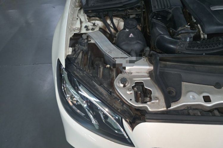 Used Mercedes-Benz E-Class 2016 E 200 L Sport Edition Engine Bay Right