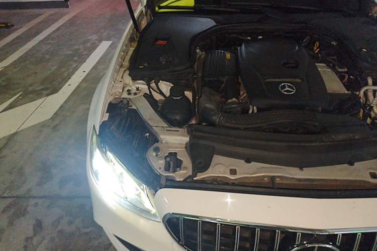 Used Mercedes-Benz E-Class 2016 E 300 L Sporty and Stylish Model Engine Bay Right