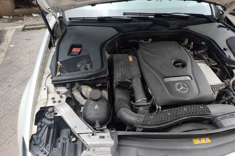 Used Mercedes-Benz E-Class 2016 E 200 L Sport Edition Engine Bay Right