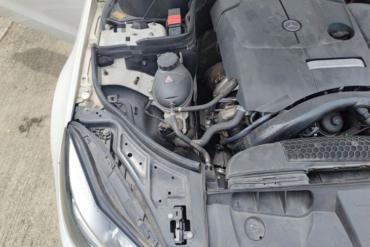 Used Mercedes-Benz E-Class 2016 E 200 Coupe Dynamic Edition Engine Bay Right