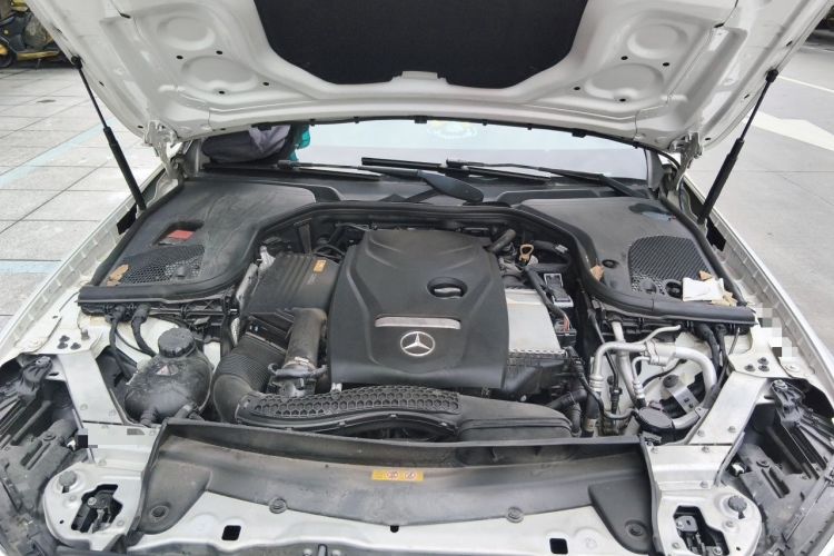 Used Mercedes-Benz E-Class 2016 E 200 L Sport Edition Engine Bay