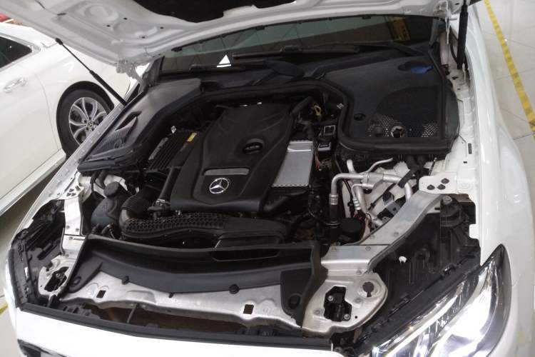 Used Mercedes-Benz E-Class 2016 E 200 L Sport Edition Engine Bay