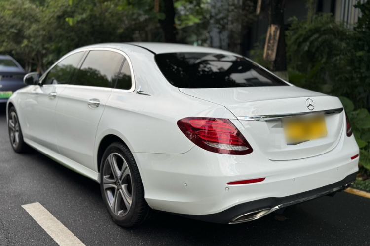 Used Mercedes-Benz E-Class 2016 E 200 L Sport Edition Exterior 1