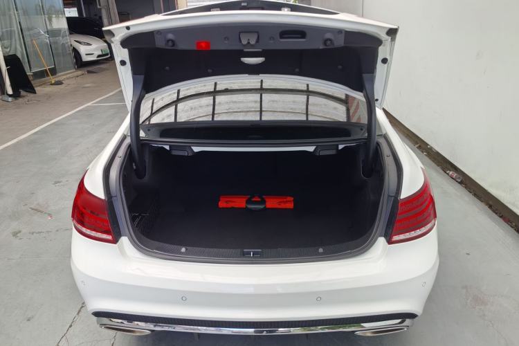 Used Mercedes-Benz E-Class 2016 E 200 Coupe Dynamic Edition Exterior 11