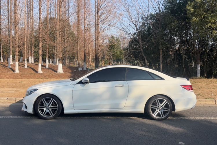 Used Mercedes-Benz E-Class 2016 E 260 Coupe Dynamic Edition Exterior 11