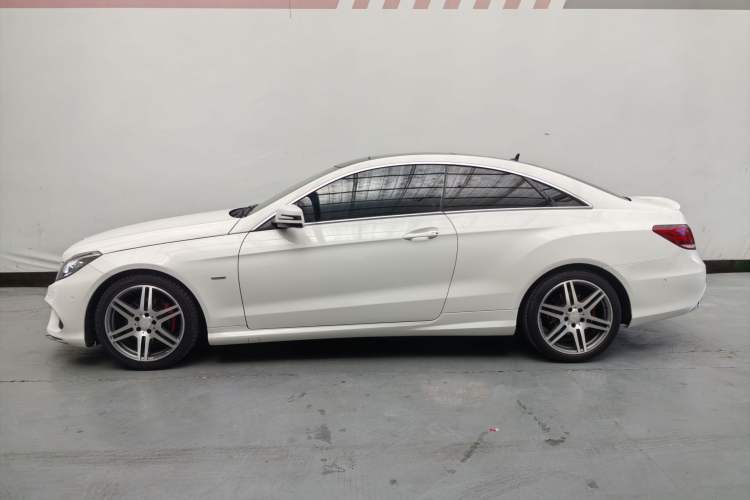 Used Mercedes-Benz E-Class 2016 E 200 Coupe Dynamic Edition Exterior 12