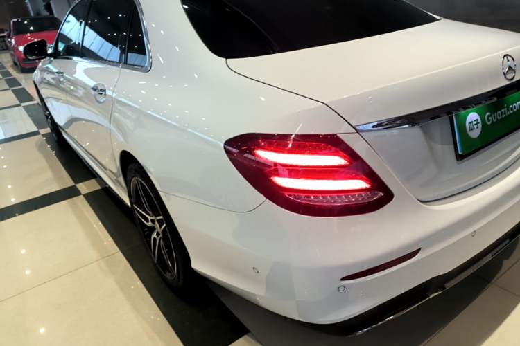 Used Mercedes-Benz E-Class 2016 E 300 L Sport Luxury Model Exterior 2