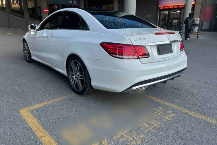 Used Mercedes-Benz E-Class 2016 E 260 Coupe Dynamic Edition Exterior 3
