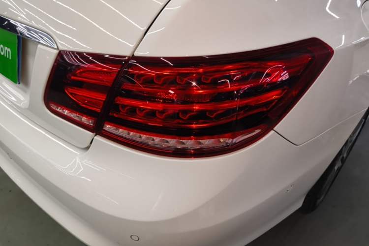 Used Mercedes-Benz E-Class 2016 E 200 Coupe Dynamic Edition Exterior 3