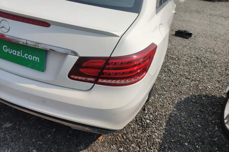 Used Mercedes-Benz E-Class 2016 E 200 Coupe Dynamic Edition Exterior 3