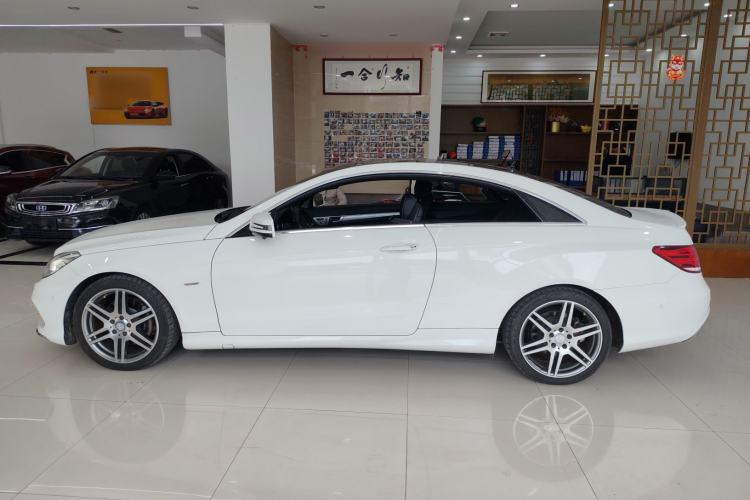 Used Mercedes-Benz E-Class 2016 E 200 Coupe Dynamic Edition Exterior 3