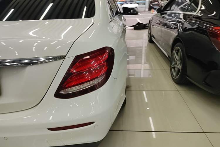 Used Mercedes-Benz E-Class 2016 E 200 L Sport Edition Exterior 3