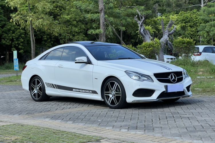 Used Mercedes-Benz E-Class 2016 E 200 Coupe Dynamic Edition Exterior 3
