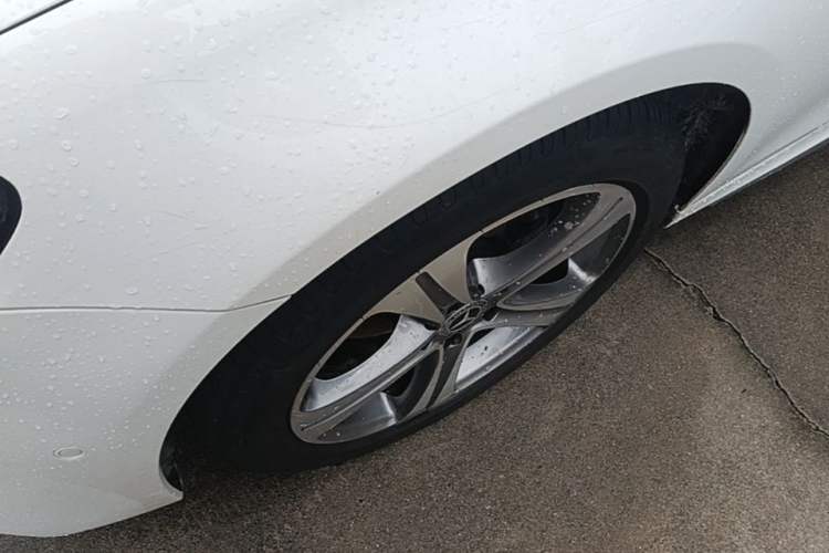 Used Mercedes-Benz E-Class 2016 E 200 L Sport Edition Exterior 4