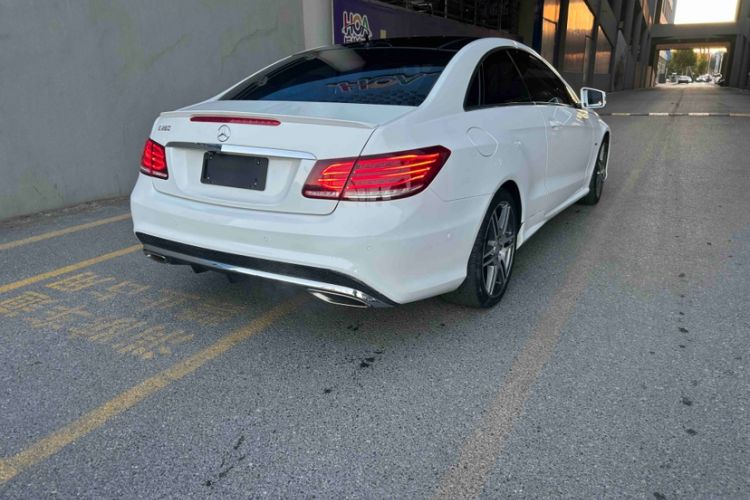 Used Mercedes-Benz E-Class 2016 E 260 Coupe Dynamic Edition Exterior 4