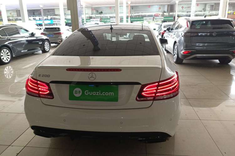 Used Mercedes-Benz E-Class 2016 E 200 Coupe Dynamic Edition Exterior 4