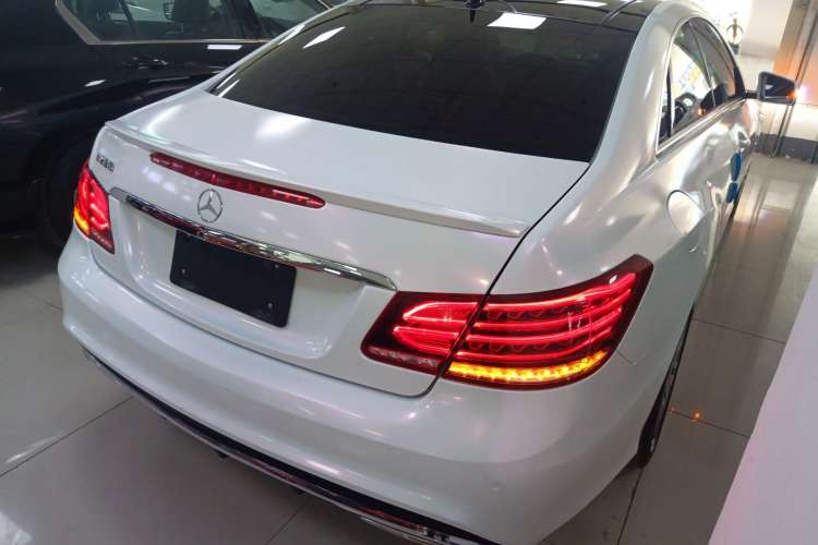 Used Mercedes-Benz E-Class 2016 E 260 Coupe Dynamic Edition Exterior 5