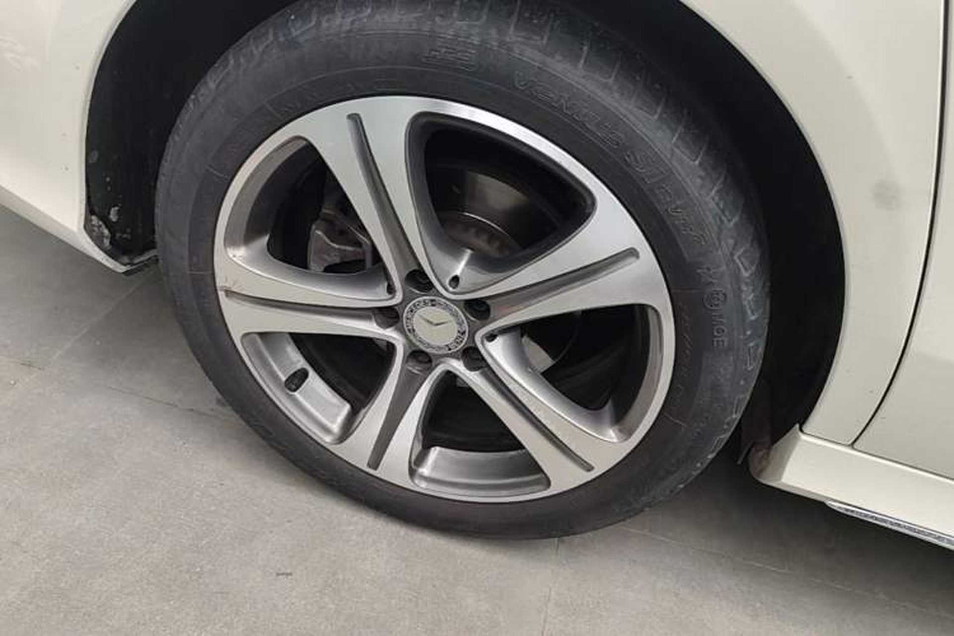 Used Mercedes-Benz E-Class 2016 E 200 L Sport Edition Exterior 5