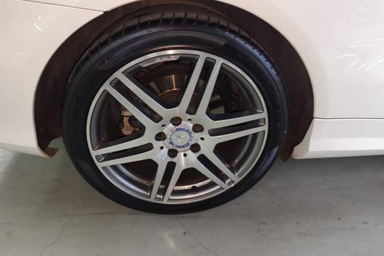 Used Mercedes-Benz E-Class 2016 E 200 Coupe Dynamic Edition Exterior 5