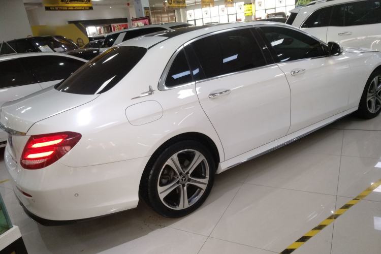 Used Mercedes-Benz E-Class 2016 E 200 L Sport Edition Exterior 5