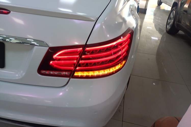 Used Mercedes-Benz E-Class 2016 E 260 Coupe Dynamic Edition Exterior 6
