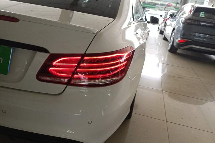Used Mercedes-Benz E-Class 2016 E 200 Coupe Dynamic Edition Exterior 6