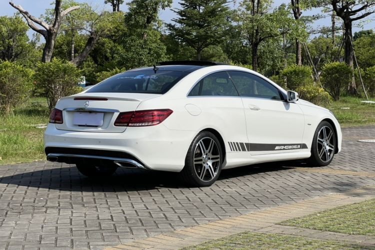 Used Mercedes-Benz E-Class 2016 E 200 Coupe Dynamic Edition Exterior 6