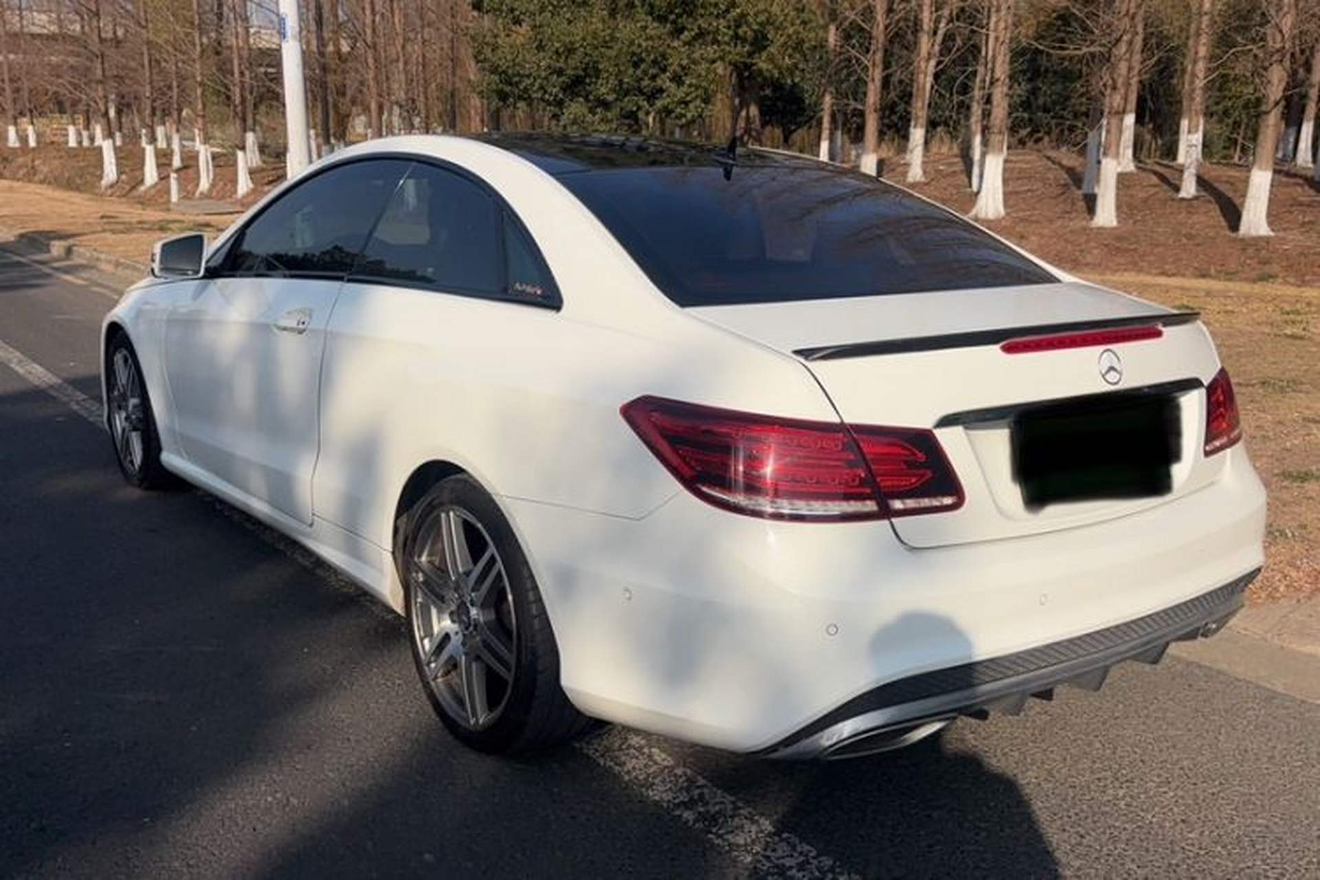 Used Mercedes-Benz E-Class 2016 E 260 Coupe Dynamic Edition Exterior 6