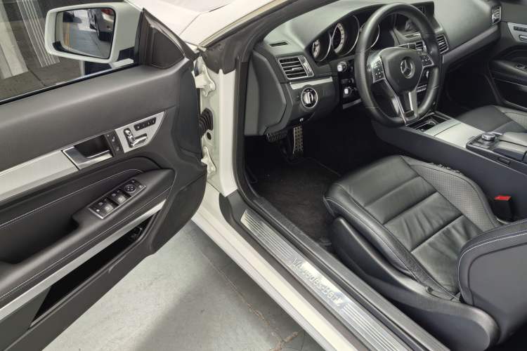 Used Mercedes-Benz E-Class 2016 E 200 Coupe Dynamic Edition Exterior 8